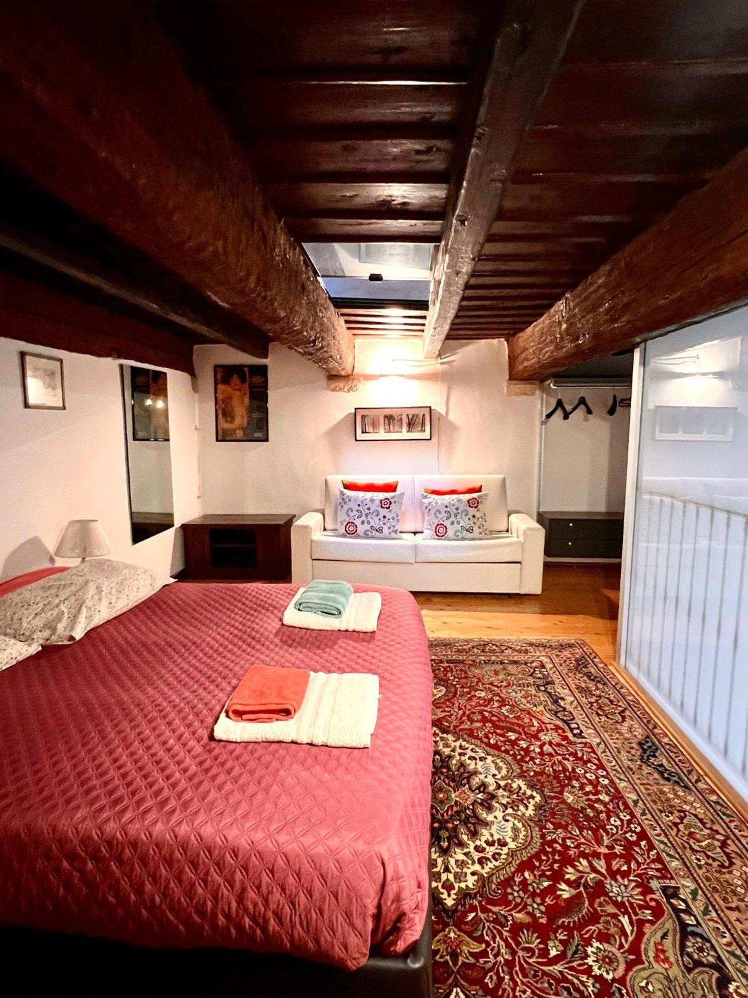 Casa Vacanza Saint Patrick Barletta Esterno foto